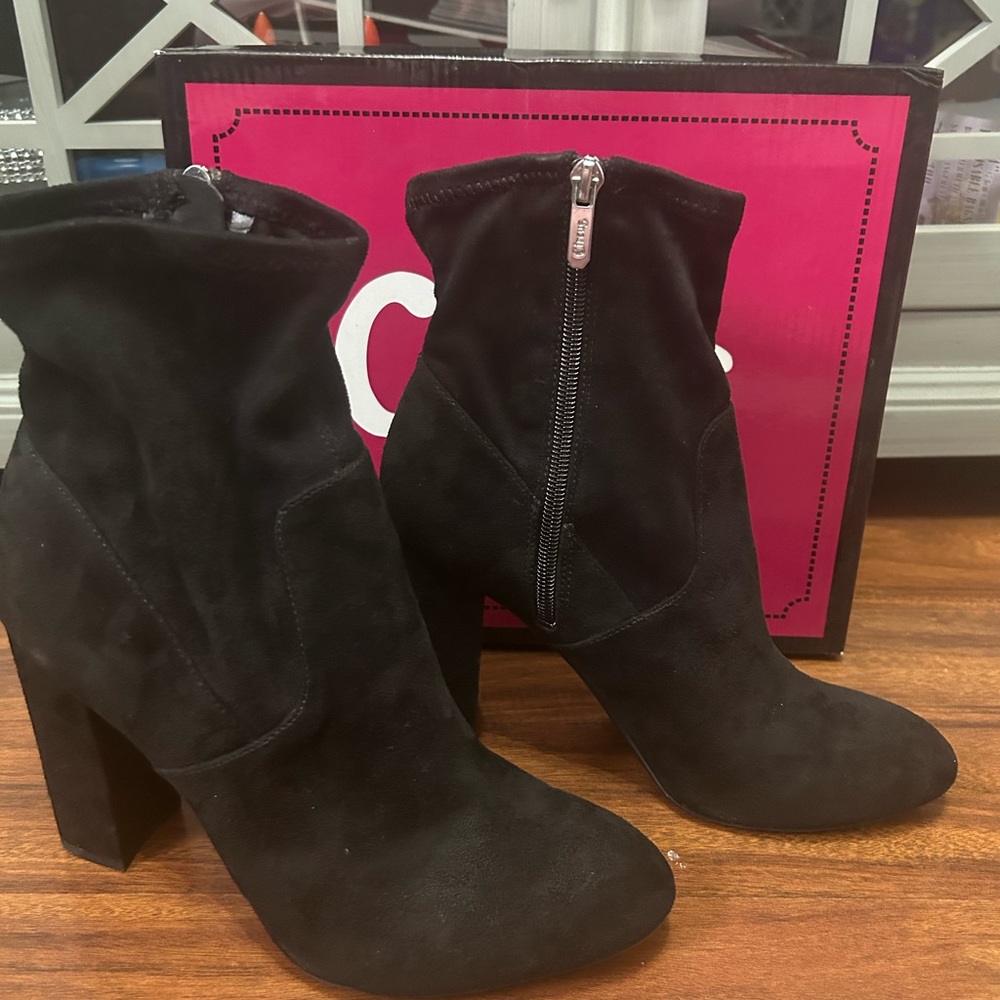 Circus by Sam Edelman booties size 9